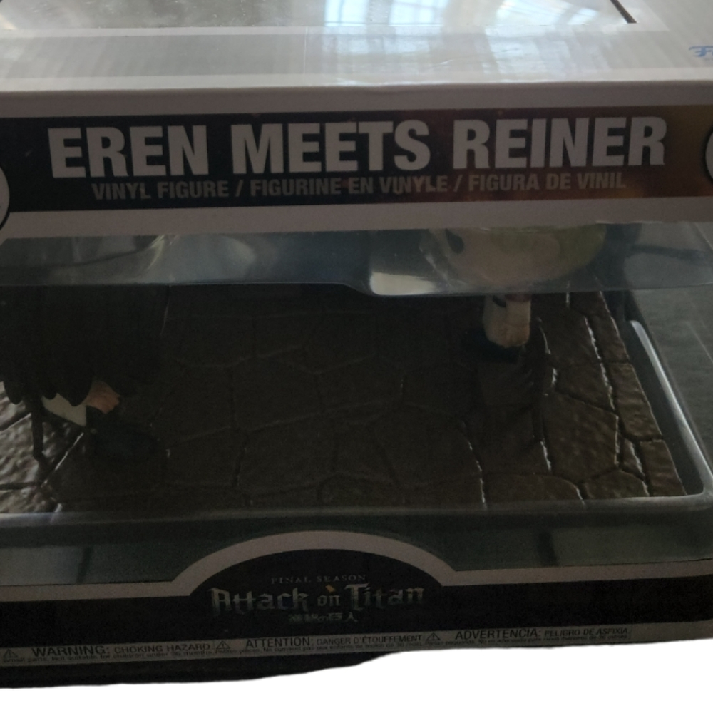 Funko Pop Eren meets Reiner Attack On Titan - Picture 4 of 4